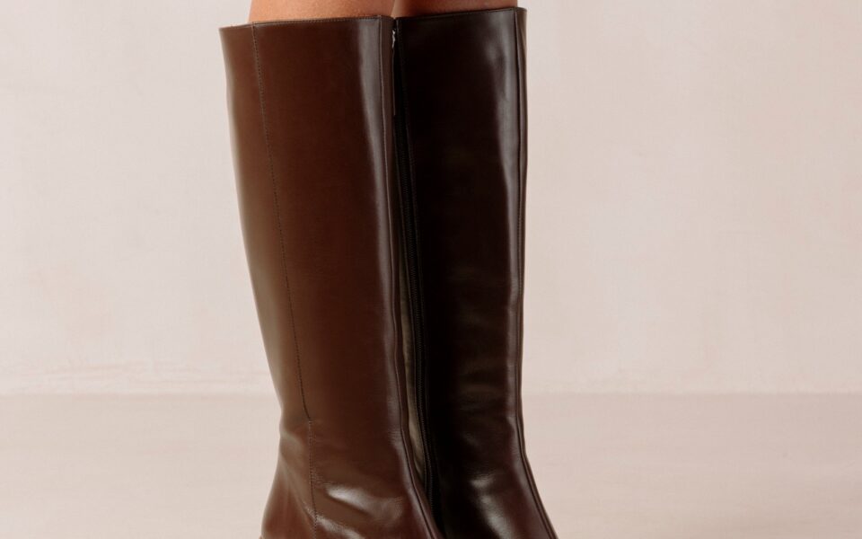 latest styles in ladies leather brown boots for a perfect fit