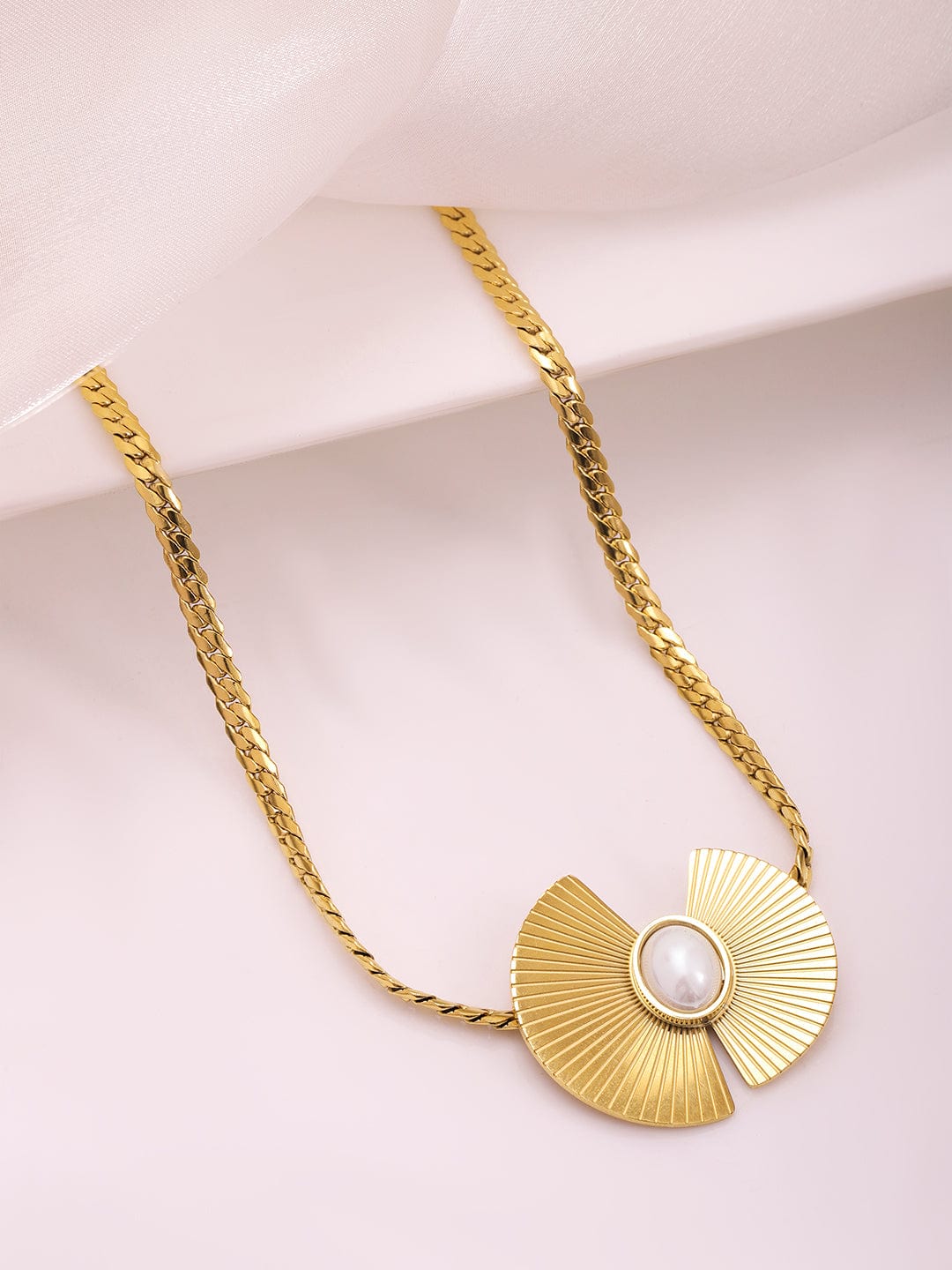 18kt gold plated stainles steel tarnish free waterproof demi fine floral necklace necklace and chains 36192255770798