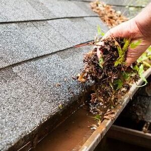 Say Goodbye To Clogged Gutters – Stainless Steel Shield That Works For Years!