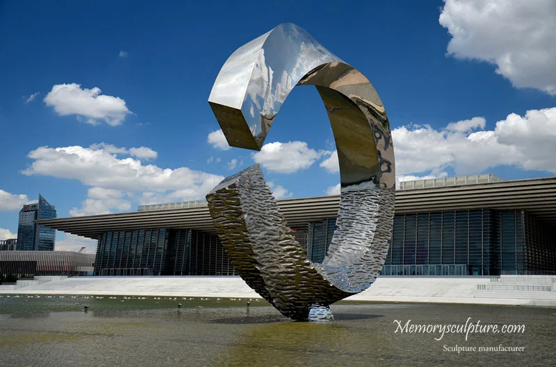 Why This 154Cm Steel Sculpture Holds The Key To Every Contemporary Space’S Most Captivating Style!