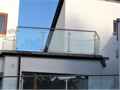 Sleek Stainless Steel Handrails That Transform Modern Homes With Timeless Durability!